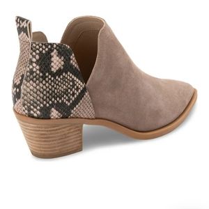 Dolce Vita ankle booties
